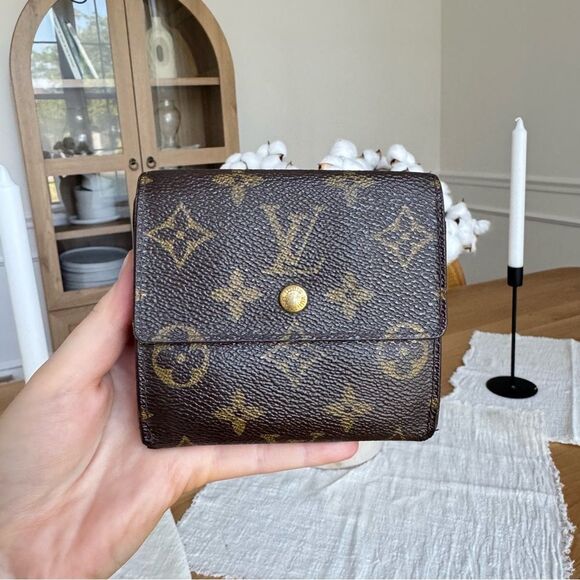 ✅AUTHENTIC✅LOUIS VUITTON SMALL Monogram WALLET - Picture 1 of 15